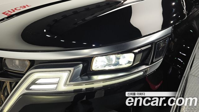 Kia Canival 2021 — photo 8