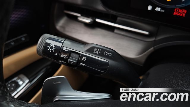 Kia Canival 2021 — photo 32