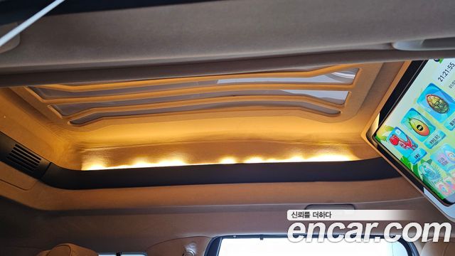 Kia Canival 2021 — photo 38