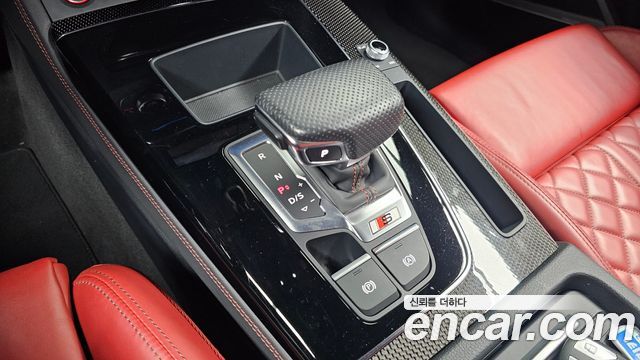 Audi SQ5 2023 — photo 12