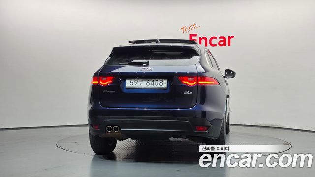 Jaguar F-PACE 2018 — photo 4
