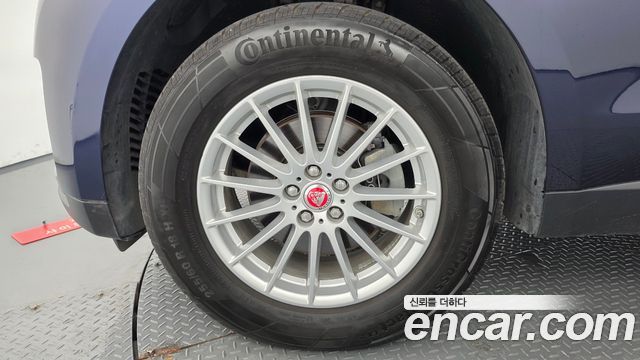 Jaguar F-PACE 2018 — photo 5