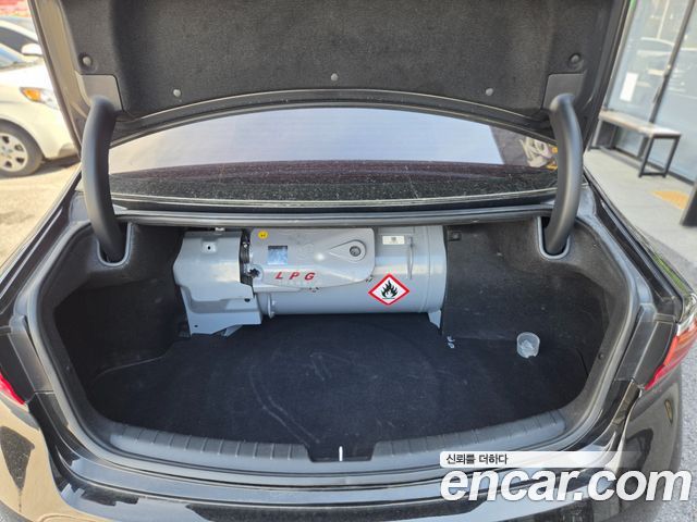 Kia K7 2018 — photo 5