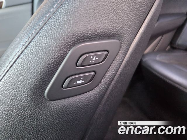 Kia K7 2018 — photo 13