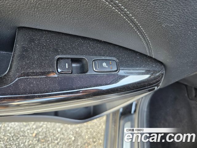 Kia K7 2018 — photo 15
