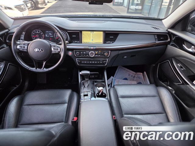 Kia K7 2018 — photo 16
