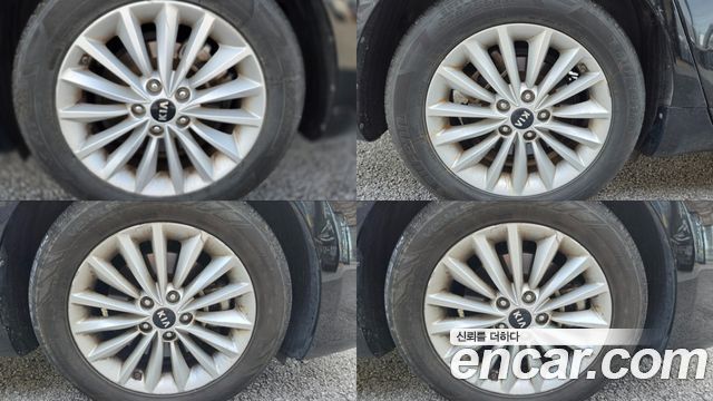 Kia K7 2018 — photo 19