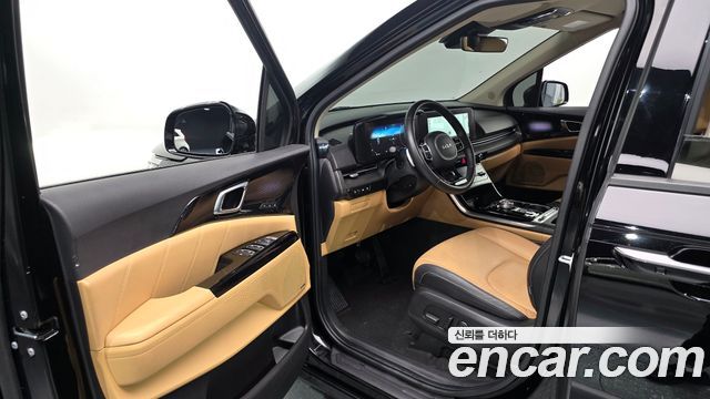 Kia Canival 2023 — photo 13