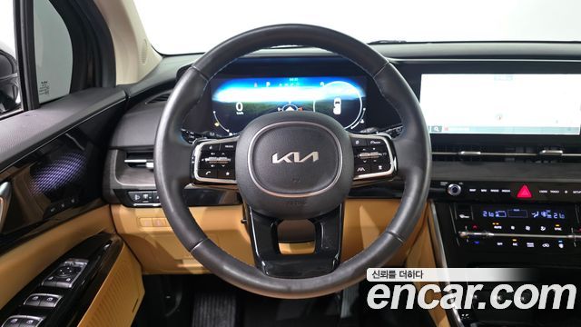 Kia Canival 2023 — photo 18