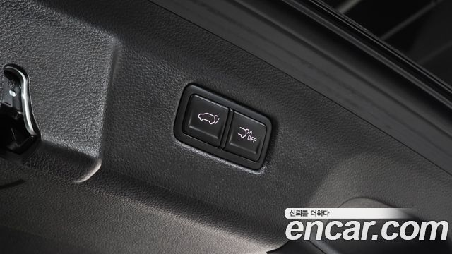 Kia Canival 2023 — photo 26