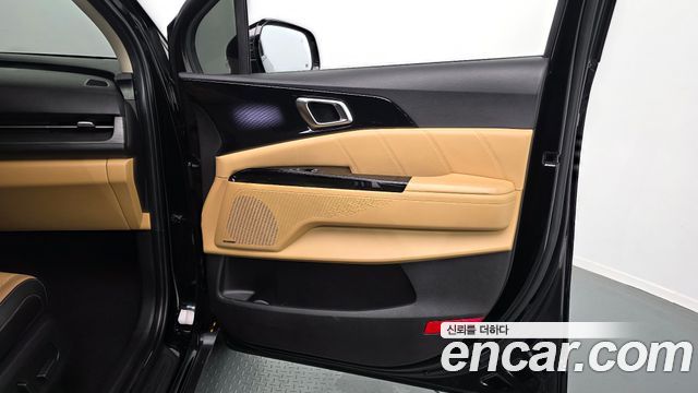Kia Canival 2023 — photo 15