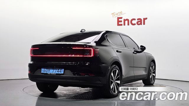 Polestar Polestar 2 2022 — photo 2