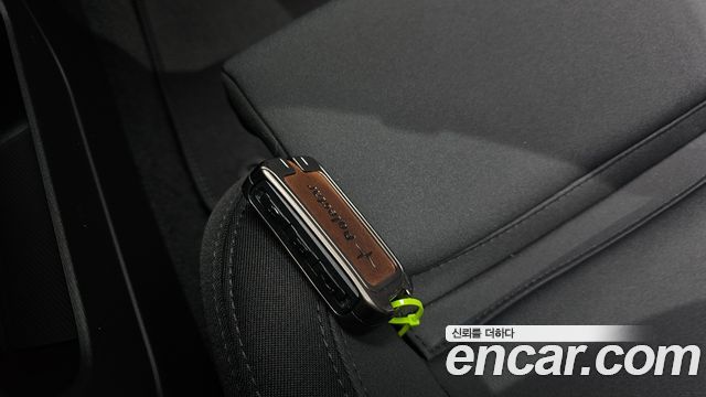 Polestar Polestar 2 2022 — photo 24