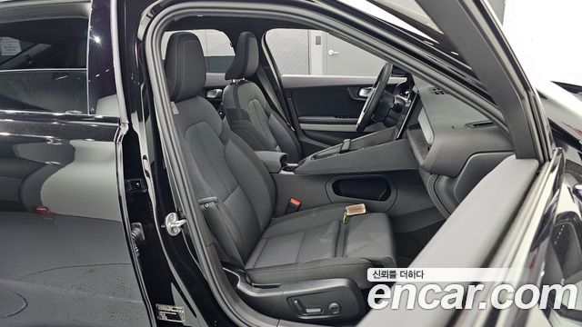 Polestar Polestar 2 2022 — photo 16