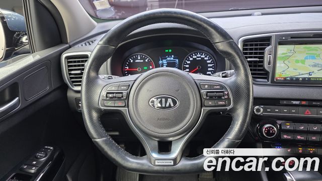 Kia Sportage 2016 — photo 12
