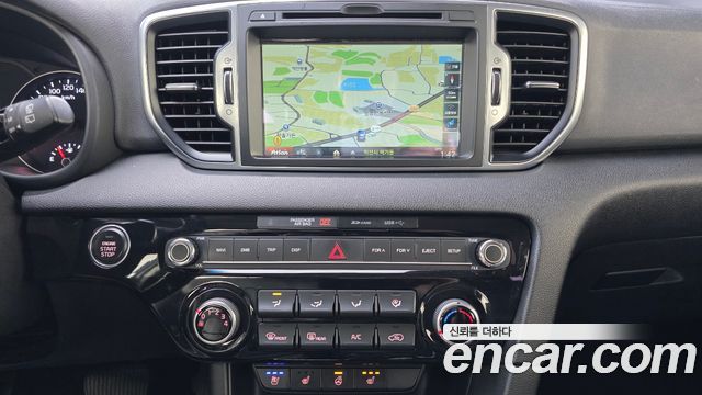 Kia Sportage 2016 — photo 14