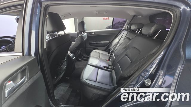 Kia Sportage 2016 — photo 18