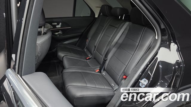 Mercedes-Benz GLE-Class 2026 — photo 11