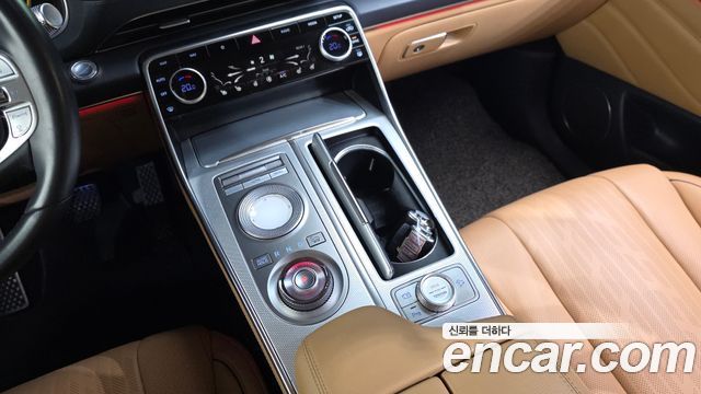 Genesis GV80 2021 — photo 12