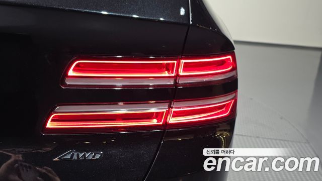 Genesis GV80 2021 — photo 9