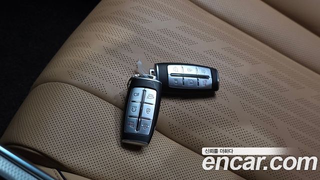 Genesis GV80 2021 — photo 29