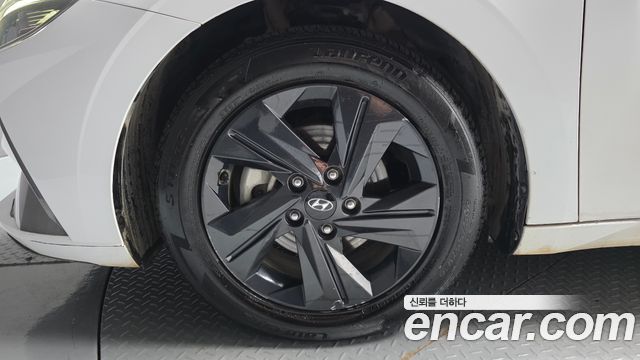 Hyundai AVANTE 2022 — photo 5