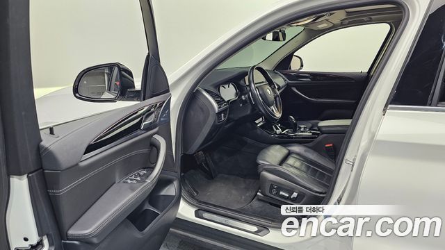 BMW X3 2018 — photo 13