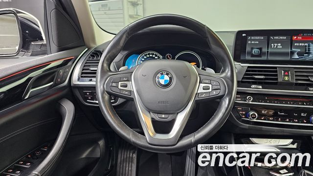 BMW X3 2018 — photo 19