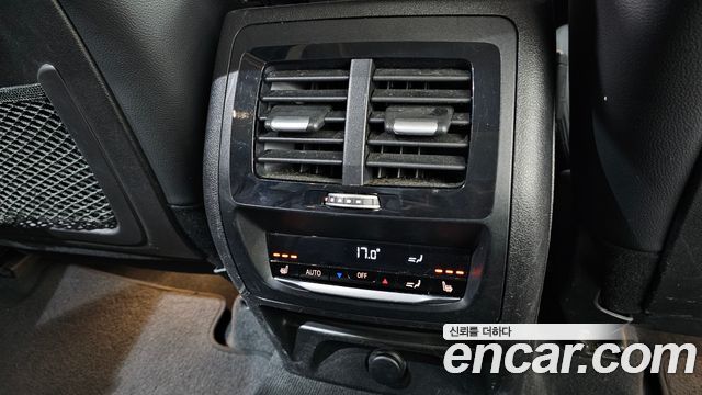 BMW X3 2018 — photo 24