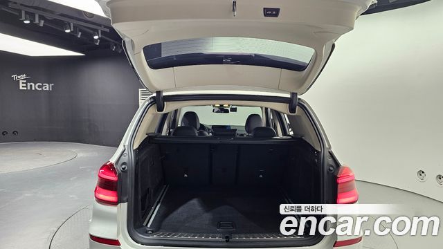 BMW X3 2018 — photo 26