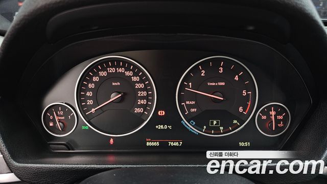 BMW Gran Turismo 2018 — photo 8