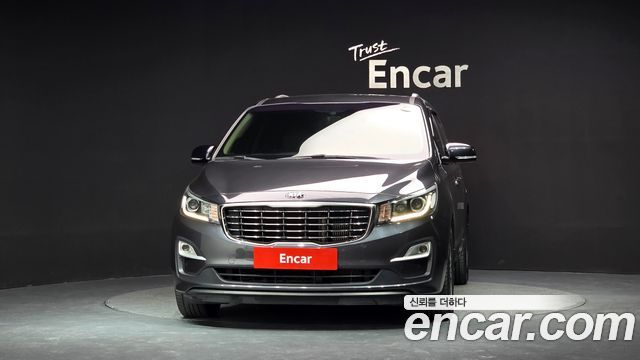 Kia Canival 2020 — photo 3
