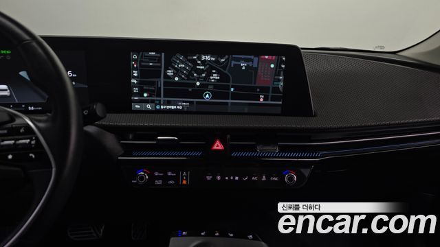 Kia EV6 2022 — photo 13