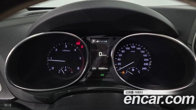 Hyundai Santafe 2016 — photo 8