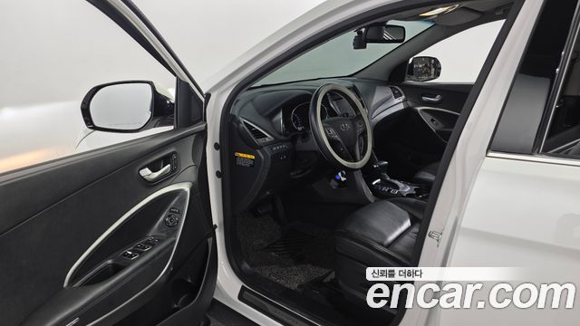 Hyundai Santafe 2016 — photo 10