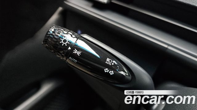 Hyundai Staria 2025 — photo 31