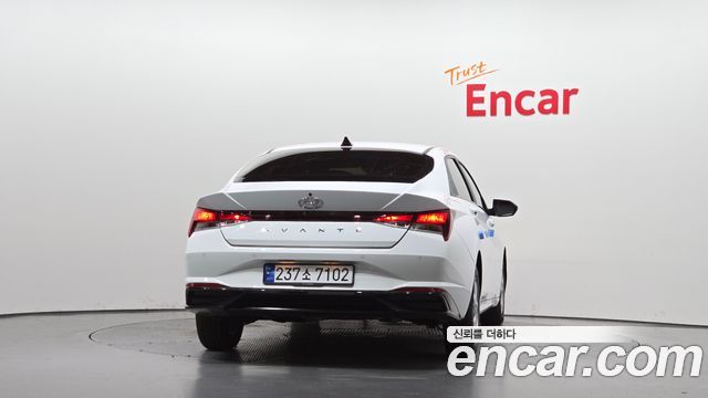 Hyundai AVANTE 2021 — photo 4