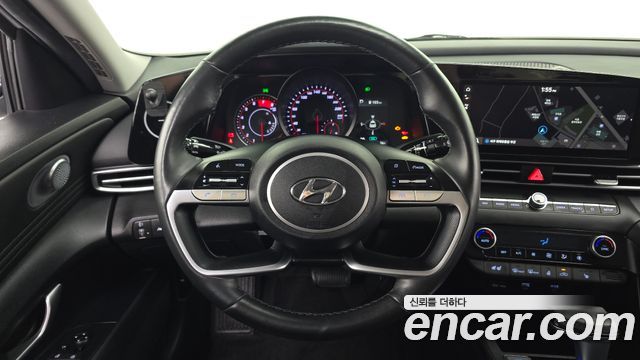 Hyundai AVANTE 2021 — photo 13