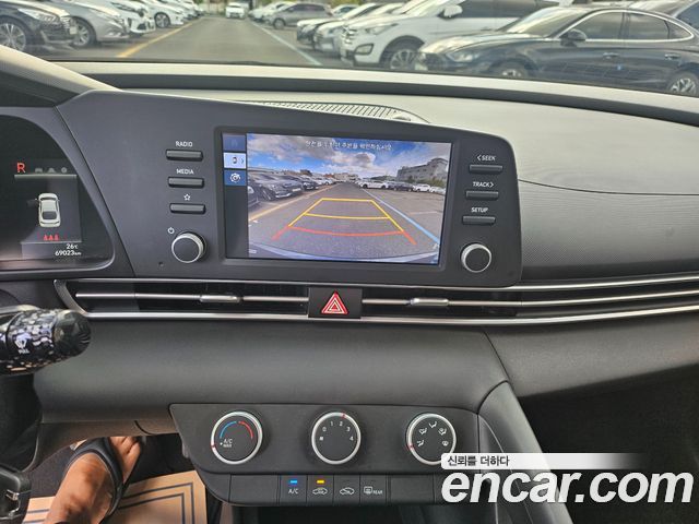 Hyundai AVANTE 2023 — photo 6
