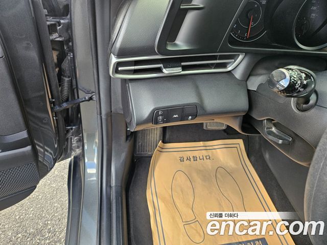 Hyundai AVANTE 2023 — photo 8