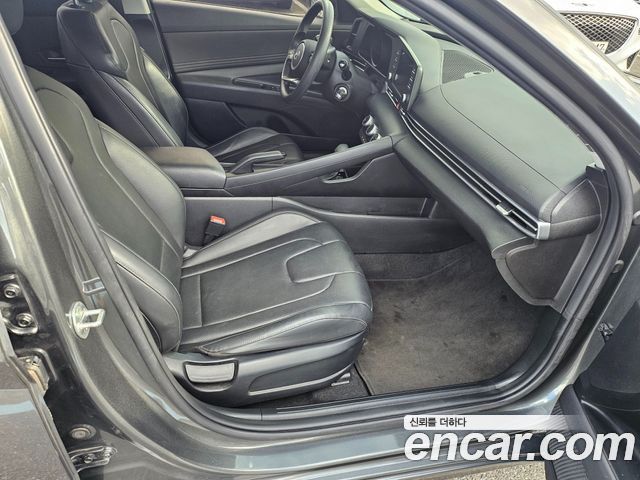 Hyundai AVANTE 2023 — photo 11
