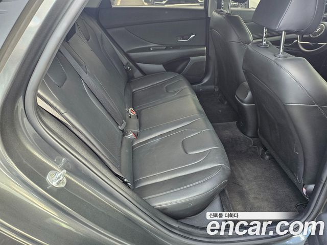 Hyundai AVANTE 2023 — photo 12