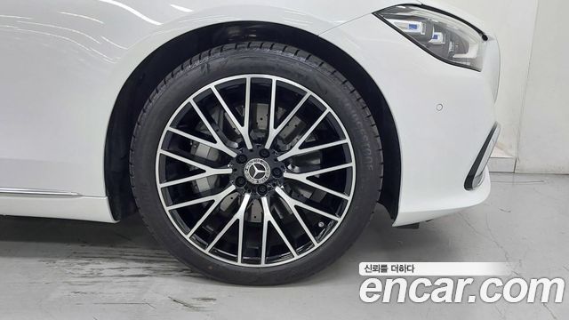 Mercedes-Benz S-Class 2025 — photo 5