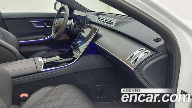 Mercedes-Benz S-Class 2025 — photo 9