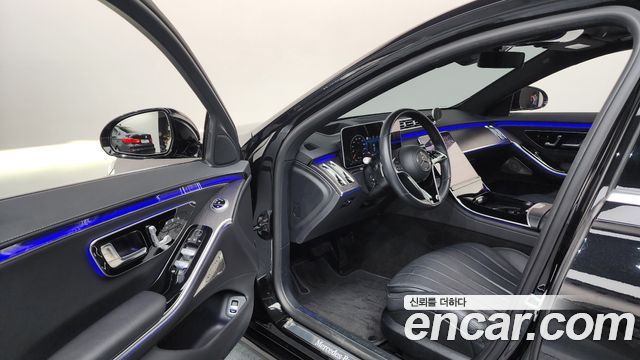 Mercedes-Benz S-Class 2022 — photo 13