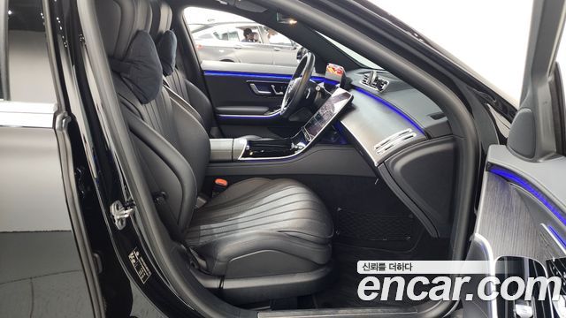 Mercedes-Benz S-Class 2022 — photo 16