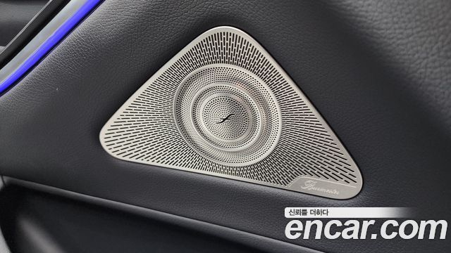 Mercedes-Benz S-Class 2022 — photo 36