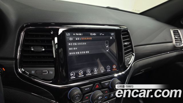 Jeep Cherokee 2019 — photo 23