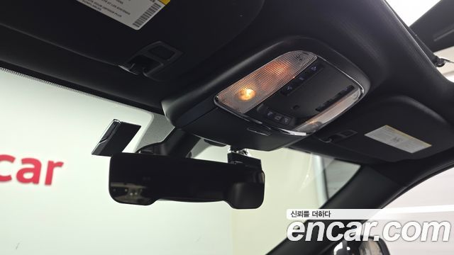 Jeep Cherokee 2019 — photo 28