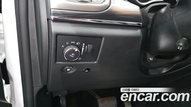 Jeep Cherokee 2019 — photo 29